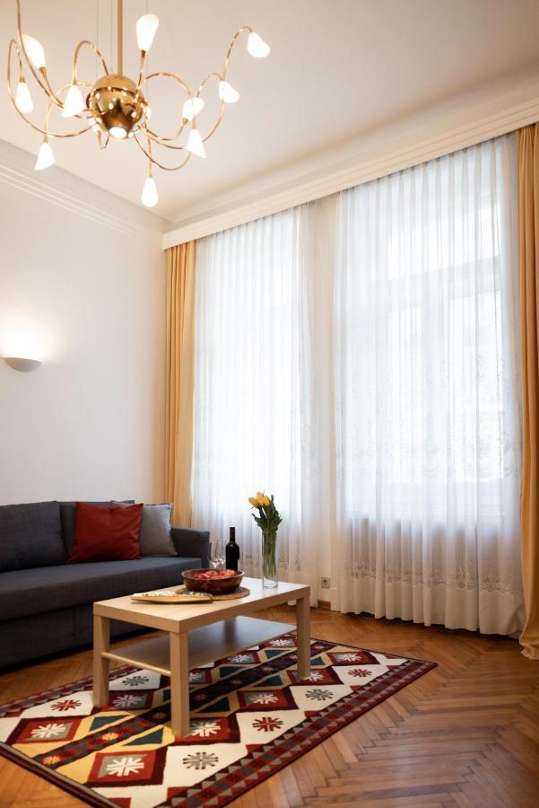 Hideaway Wahring Apartment เวียนนา ภายนอก รูปภาพ