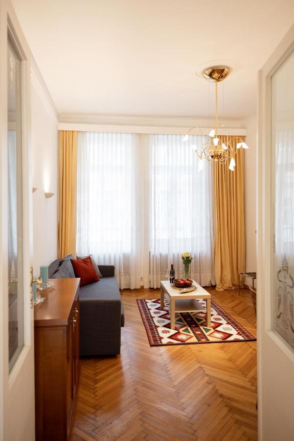Hideaway Wahring Apartment เวียนนา ภายนอก รูปภาพ