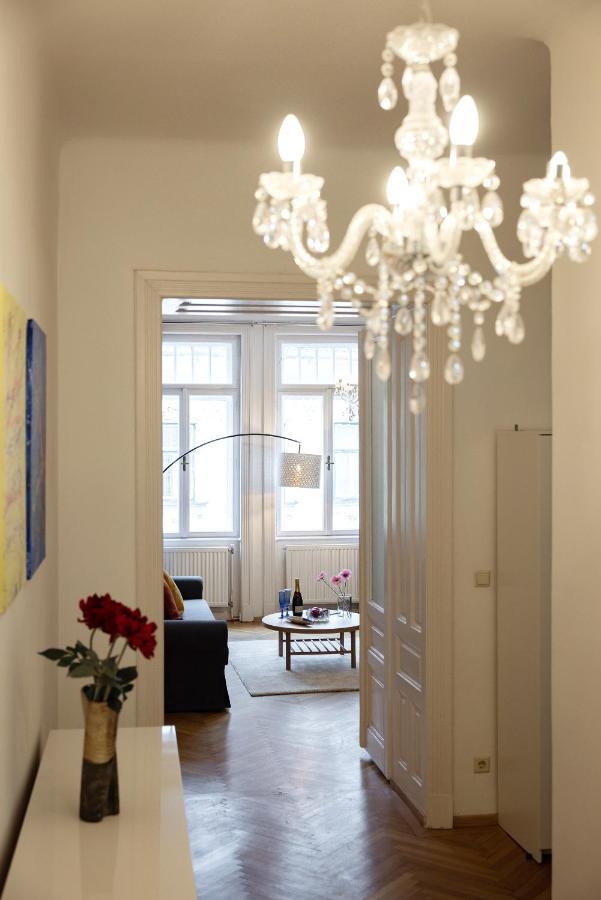 Hideaway Wahring Apartment เวียนนา ภายนอก รูปภาพ