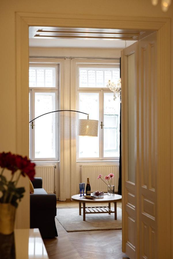 Hideaway Wahring Apartment เวียนนา ภายนอก รูปภาพ