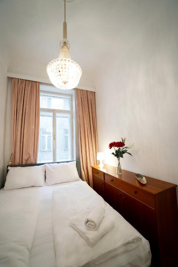 Hideaway Wahring Apartment เวียนนา ภายนอก รูปภาพ
