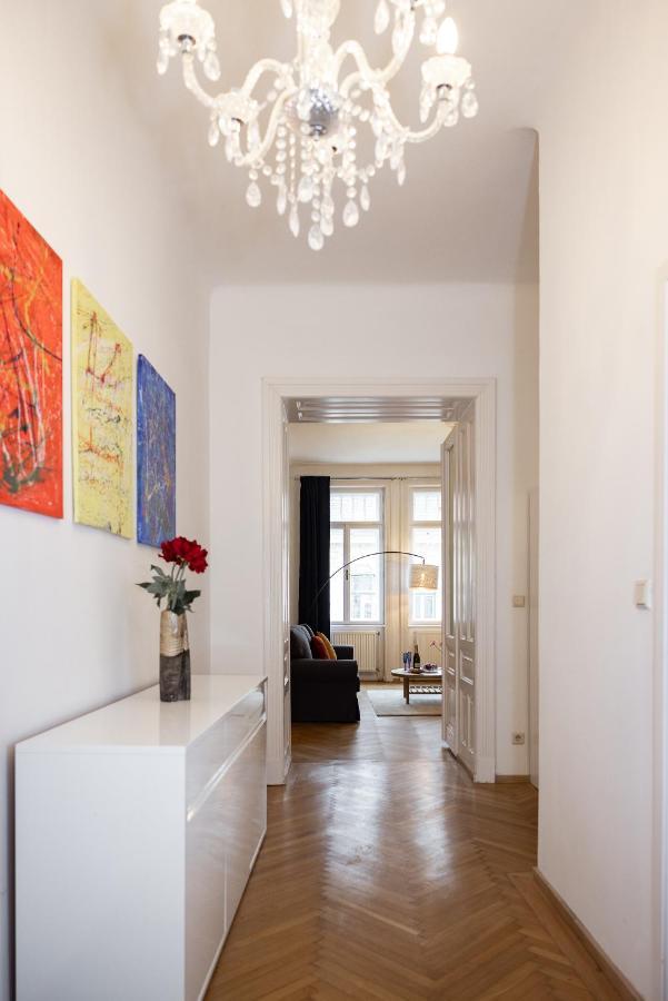 Hideaway Wahring Apartment เวียนนา ภายนอก รูปภาพ